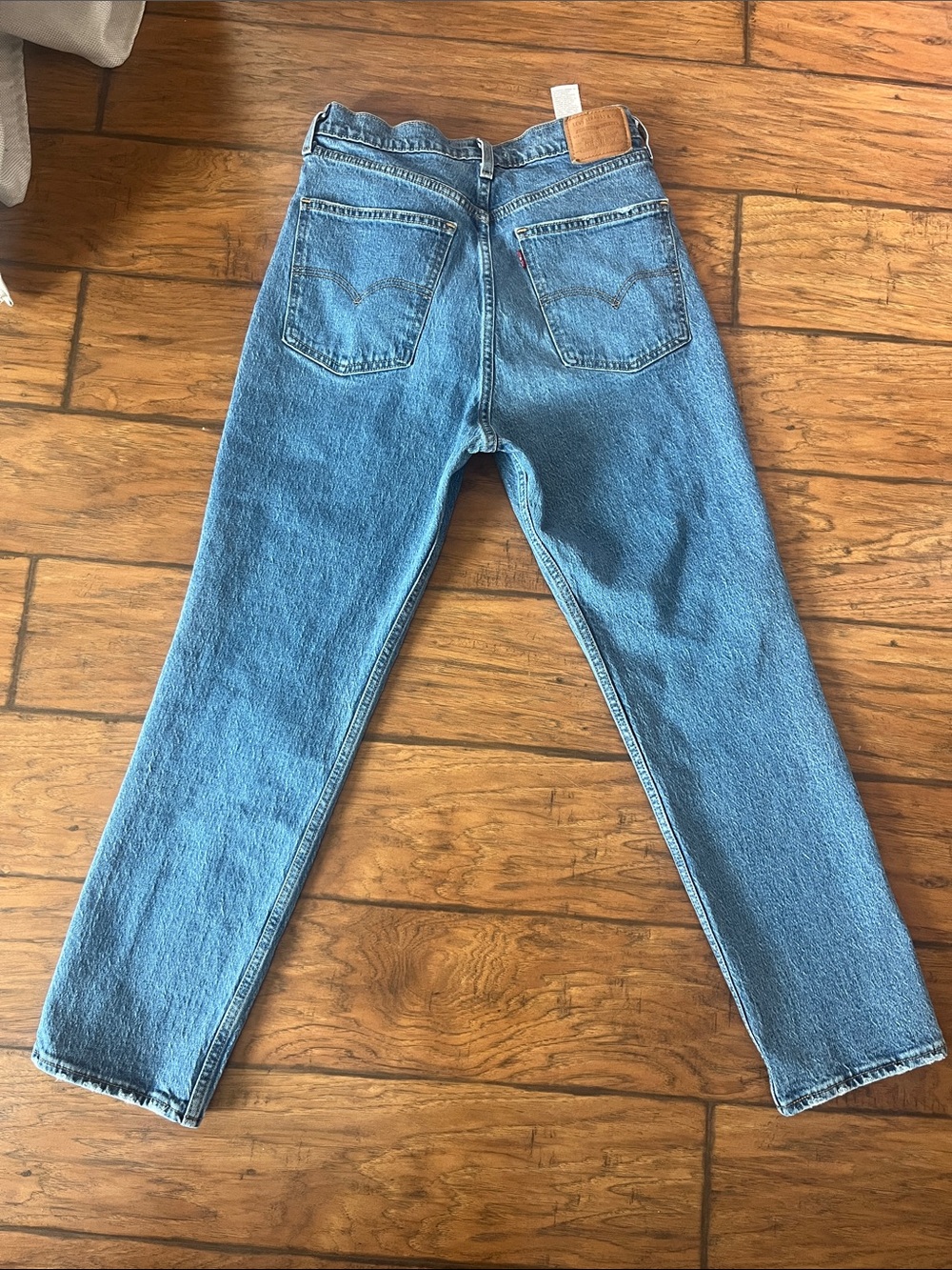 Levi's Women's 70s High Slim Straight-Leg Jeans in Light Blue Wash
